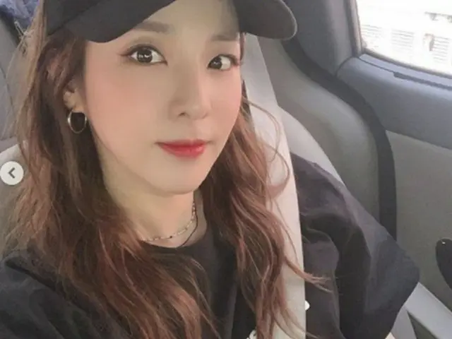 DARA（元2NE1）、”最強童顔”と話題（画像:OSEN）