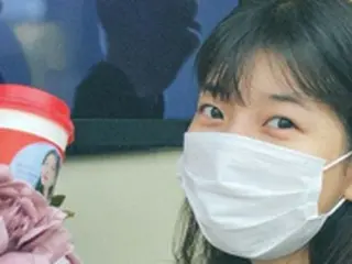 スジ（元Miss A）、マスク姿で差し入れを送ったファンに感謝…映画「ワンダーランド」撮影中
