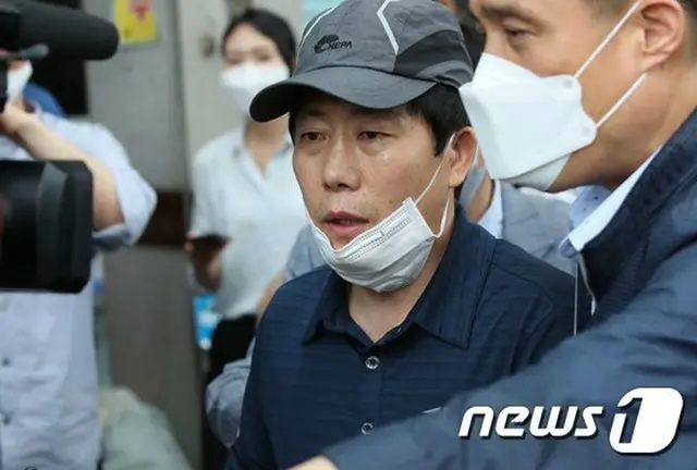 “対北ビラ散布”脱北者団体代表、家宅捜索を批判「表現の自由抹殺」（提供:news1）