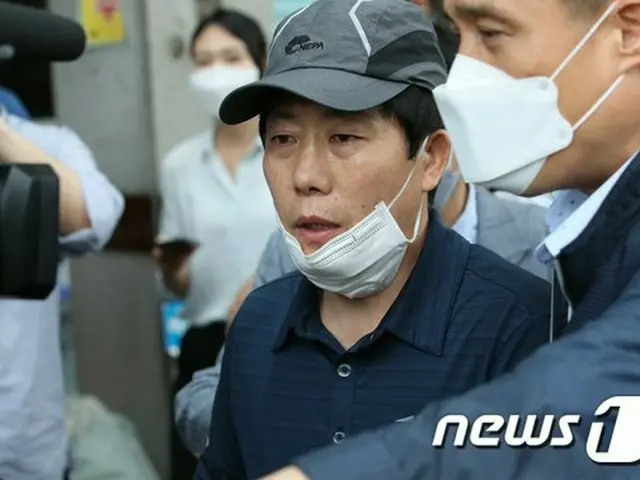 “対北ビラ散布”脱北者団体代表、家宅捜索を批判「表現の自由抹殺」（提供:news1）