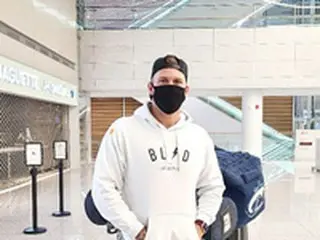 ハンファ・イーグルス入団のブランドン・バーンズ、韓国到着
