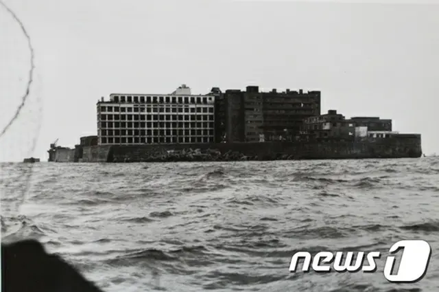 日本政府は、“軍艦島”のユネスコ世界文化遺産登録に関する約束を守っていない事実を繰り返し否認している（提供:news1）