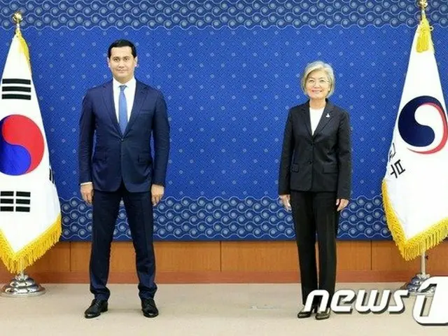 康京和長官、ウズベキスタン副首相と会談…コロナウイルス感染症の拡大以後、初の外国高官訪韓（提供:news1）