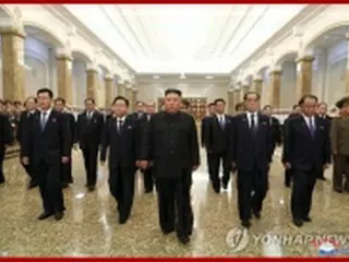 金日成主席死去から26年　正恩氏が錦繍山太陽宮殿参拝