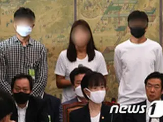 自殺した女子トライアスロン元韓国代表選手の父、「加害者らは人間じゃない…未公開の証拠ある」
