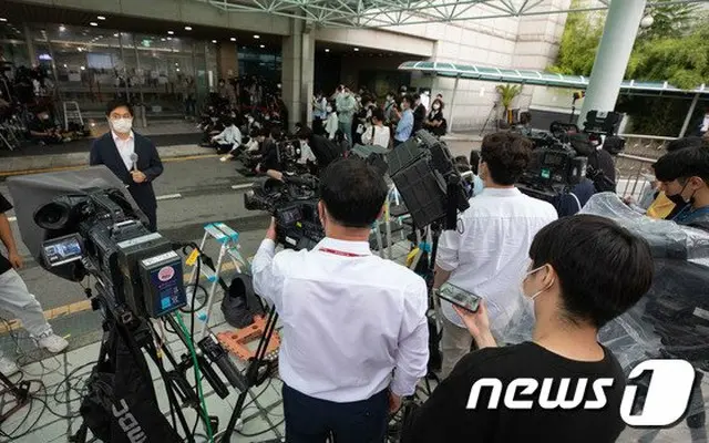 前例のない現職市長の死亡…ソウル庁舎前に焼香所を設置＝韓国（提供:news1）