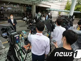 前例のない現職市長の死亡…ソウル庁舎前に焼香所を設置＝韓国