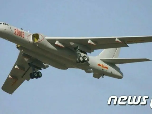 中国軍爆撃機、台湾本島300キロまで接近…軍事緊張が高まる（提供:news1）