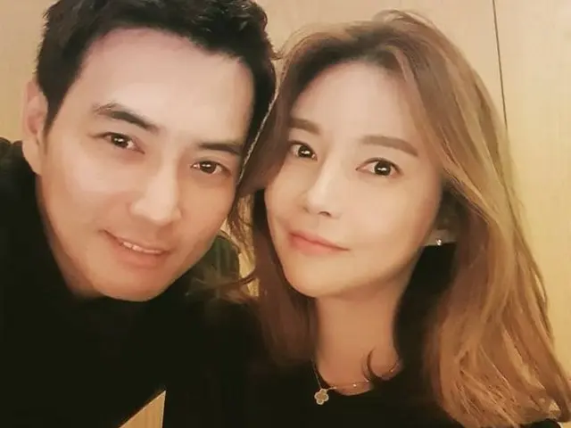 俳優チュ・サンウク、妻チャ・イェリョンのバースデーに2ショット公開 「愛し合うほどに、似ていく2人」（画像:OSEN）