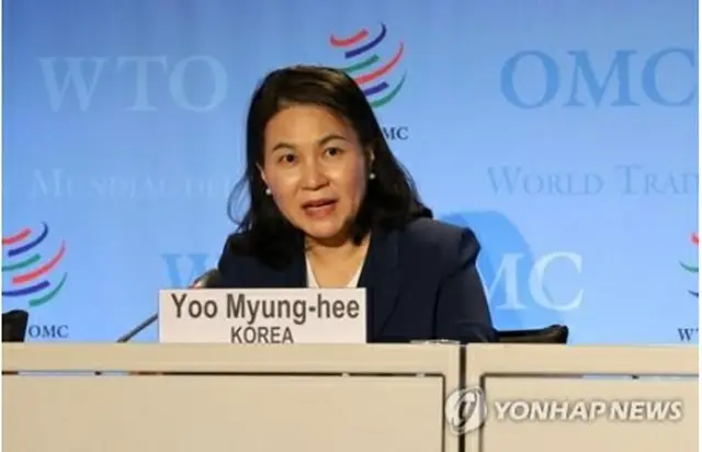 ＷＴＯの一般理事会で演説後、会見を行う兪氏＝１６日、ジュネーブ（聯合ニュース）