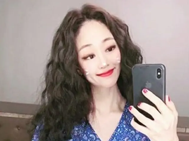 女優キム・ヒョジン、優しいお母さんからモデルのようなスタイルまで多様な魅力（提供:OSEN）
