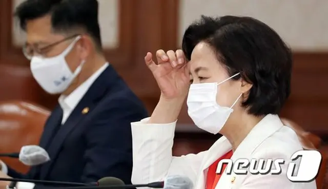 韓国法務部長官の‘グリーンベルト解除に反対’に未来統合党議員…「情けない、なぜ法務長官が」（提供:news1）