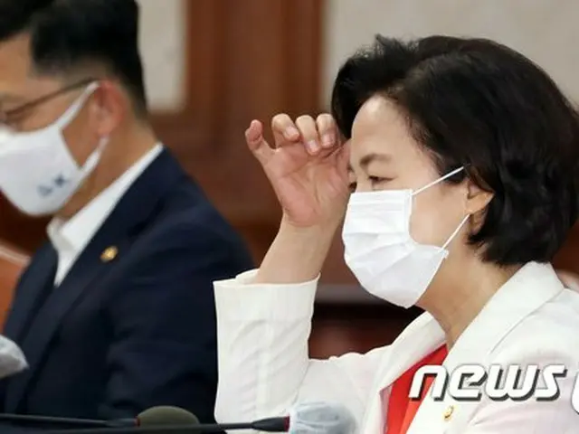 韓国法務部長官の‘グリーンベルト解除に反対’に未来統合党議員…「情けない、なぜ法務長官が」（提供:news1）
