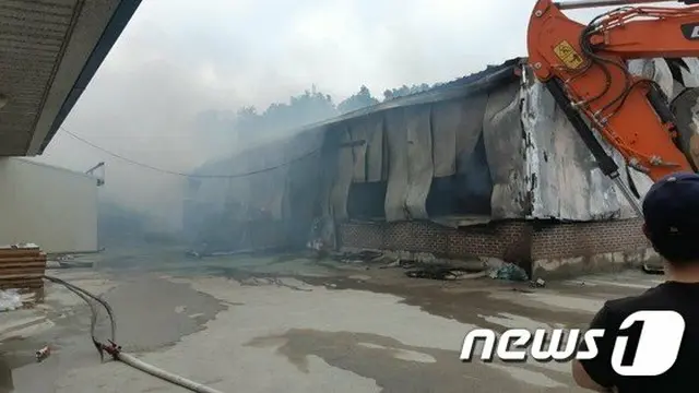 韓国ファソン(華城)の家具倉庫で火災＝1棟が全焼(提供:news1)