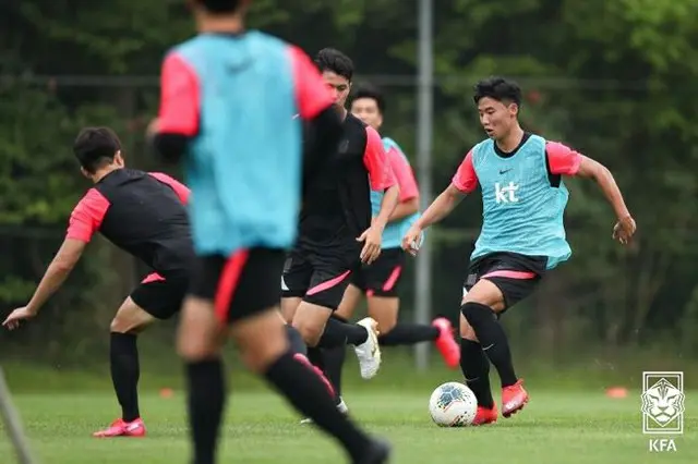 韓国男子U-19代表監督、3次招集メンバー発表（提供:OSEN）