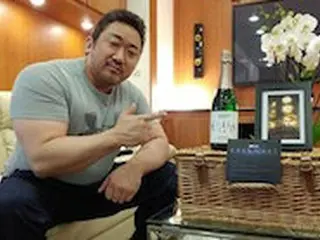 俳優マ・ドンソク、映画「エターナルズ」の撮影現場認証ショット...これからはマーベルヒーロー