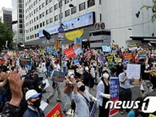 「国はあなたのものなのか」…文在寅政府の不動産政策に怒った市民らが大規模集会＝韓国