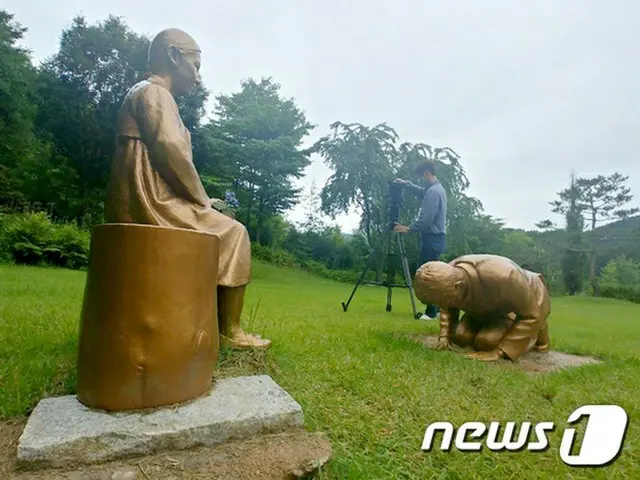 「永遠の贖罪」と名付けられた像、安倍首相ではない…日本の真心こもった謝罪望むだけ＝韓国（提供:news1）