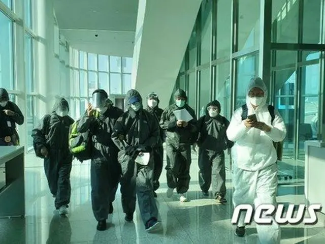 日本人を含む海外に逃亡した犯罪者4人を韓国国内に強制送還＝韓国法務部（提供:news1）
