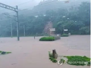 豪雨で線路冠水　江原―忠清区間で列車の運転見合わせ＝韓国