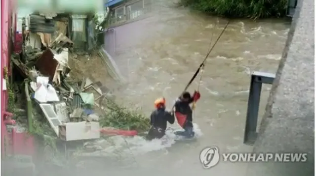 各地で豪雨の被害が相次いでいる（コラージュ）＝聯合ニュースＴＶ