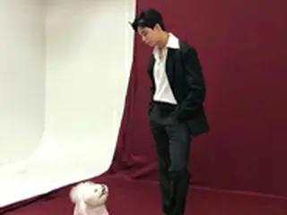 【トピック】俳優パク・ソジュン、愛犬シンバとのグラビア撮影現場を公開