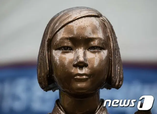 韓国ソウルの旧日本大使館の近くにある少女像（慰安婦像）（提供:news1）