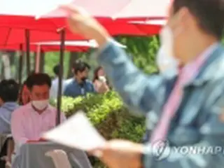 「カフェでは飲食時除きマスクを」　韓国政府が新指針＝新型コロナ