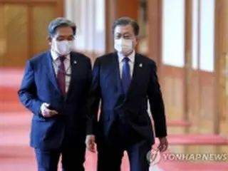 韓国の大統領秘書室長・首席秘書官５人が辞意表明　「総合的な責任取る」