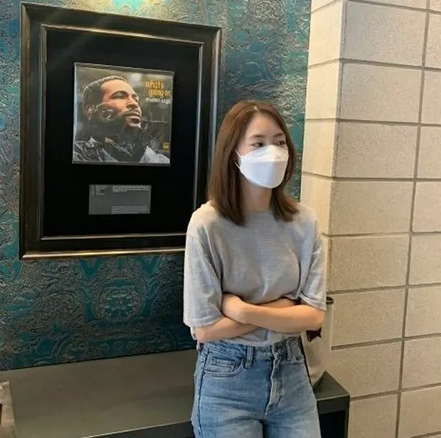 女優イ・ヨニ、結婚後の近況知らせる…“余裕あるコーヒー一杯”（提供:News1）