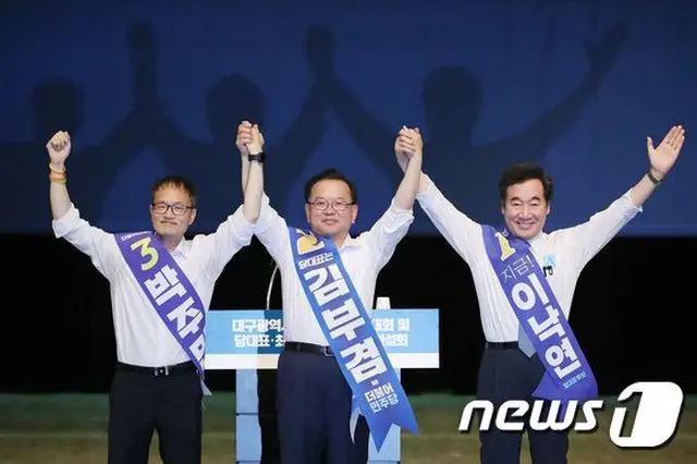 支持率下落が深刻な中、韓国の次期与党代表には「刷新」という、今までとは「違う姿」を見せなければならない責任がのしかかっている（提供:news1）