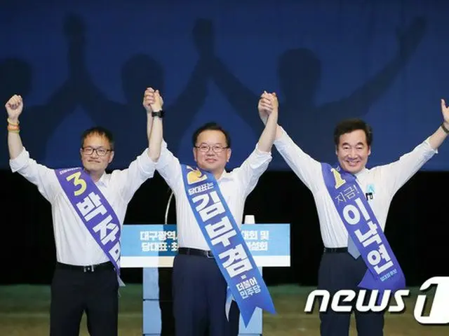 支持率下落が深刻な中、韓国の次期与党代表には「刷新」という、今までとは「違う姿」を見せなければならない責任がのしかかっている（提供:news1）