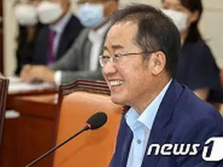 韓国の元保守政党代表「文政権崩壊の瞬間、早まりそうだ」…「大統領府は致命傷を負った」