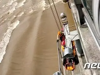 ソウル蚕室大橋から飛び降りた20代女性…作業用スペースに落ちて救助＝韓国