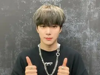 ミンヒョク(MONSTA X)、デビュー曲の衣装完全再現…モンべべの心に“Trespass”