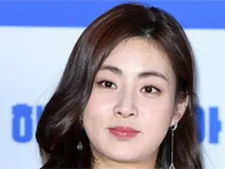 結婚発表の女優カン・ソラ、新郎は30代後半の韓方医？事務所側「私生活なので確認不可」