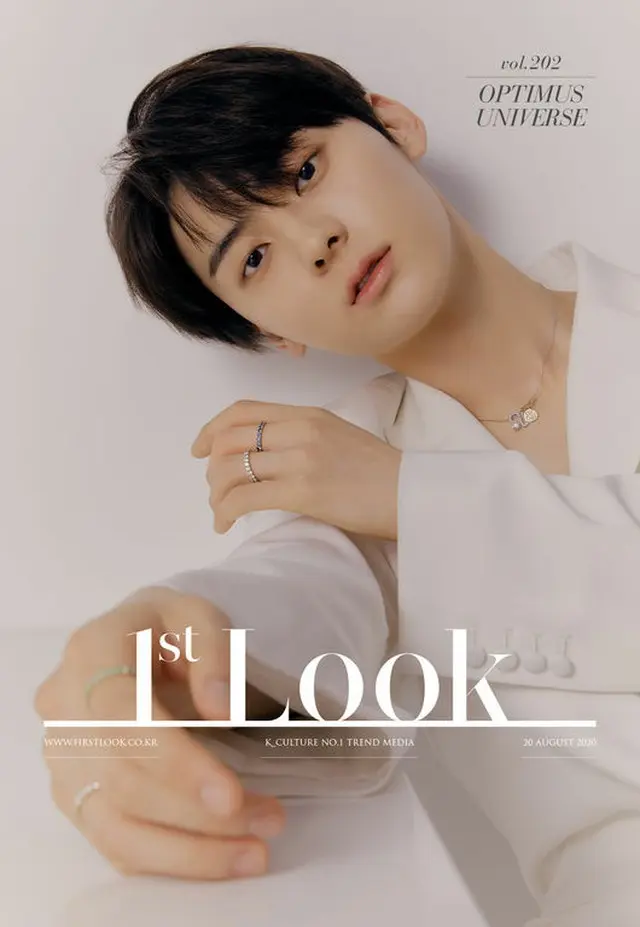 「NU’EST」のミンヒョン致命的な美と清楚で「ファーストルック」誌表紙2種を飾った。（提供:OSEN）