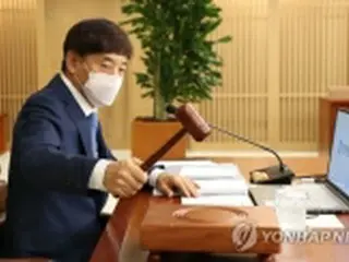 政策金利を年０．５%で据え置き　緩和基調維持＝韓国中銀