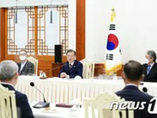 文大統領「宗教の自由、被害及ぼしてはいけない」…韓国教会「信仰は生命、公権力はいけない」＝韓国教会指導者招請懇談会