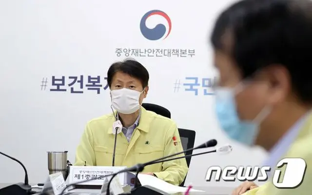 韓国保健福祉部次官「“私1人くらい”の油断が隣人の日常を止める…積極的に防疫参加を」（画像提供:wowkorea）