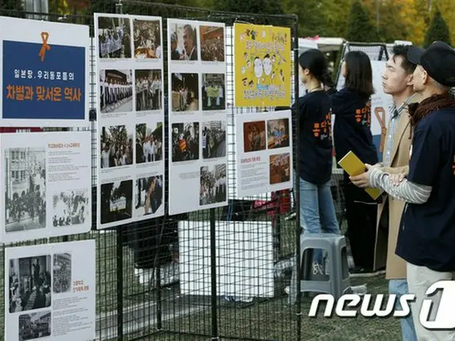 韓国ソウルで、朝鮮学校への差別撤回に関するパネルが展示されている（画像提供:wowkorea）