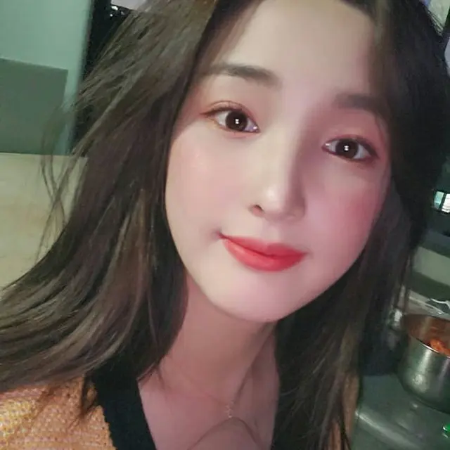 ユルヒ（元LABOUM）、屋上でバーベキューを楽しむ日常を報告…子育て中も有意義なプライベートを満喫（画像提供:wowkorea）