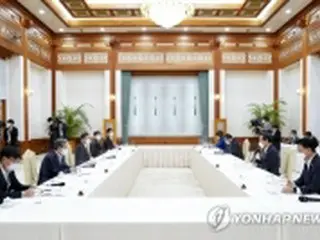 １３歳以上の全国民に「通信費」支援　与党・政府が方針＝韓国