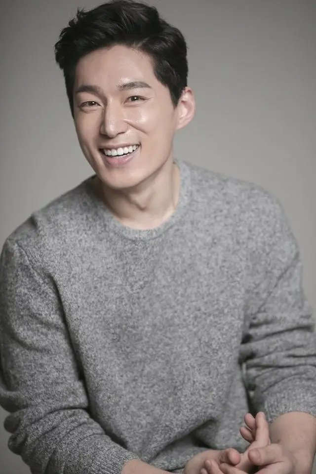 俳優キム・ユルホ、年上の一般女性と結婚 「挙式は新型コロナにより延期」（画像提供:wowkorea）