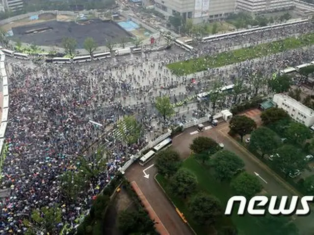 韓国ソウルで、去る8月15日に行われた大規模集会（画像提供:wowkorea）