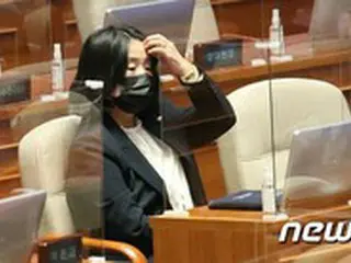 「検察起訴」尹美香議員の党職停止を決定＝韓国共に民主党