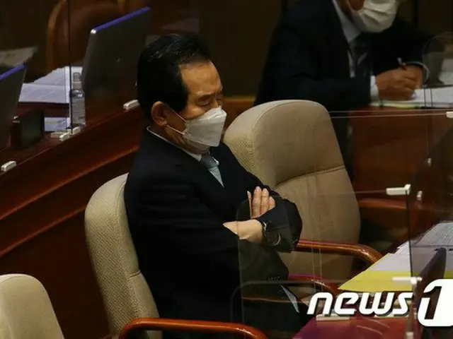 韓国法相の息子の疑惑に‘きまり悪い’と述べた国務総理…「争いはやめて国政を論議すべき」（画像提供:wowkorea）