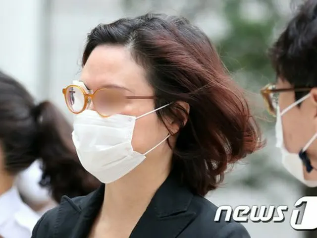 韓国”タマネギ男”チョ・グク元法相の妻、裁判中に倒れ緊急搬送（画像提供:wowkorea）