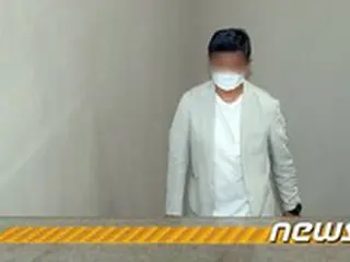 「学校法人不正」“タマネギ男”韓国前法相の弟、一審で懲役1年…法廷拘束