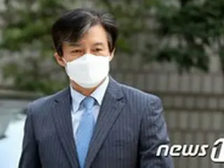 韓国与党議員ら、“タマネギ男”を応援「頑張れ、チョ・グク」…入院した妻の回復を祈り、応援文